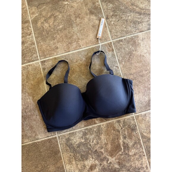 Skims Fits Everybody Strapless Bra Onyx Size 38DD - Picture 4 of 7